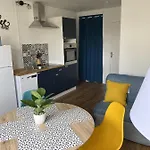 Super Cosy, Parking Prive Lägenhet *