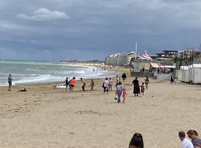 Super Cosy, Parking Prive Апартаменты Курсёль-сюр-Мер