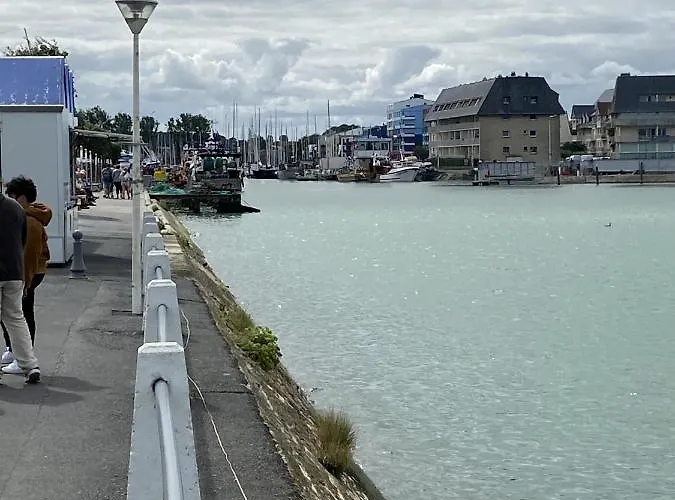 Super Cosy, Parking Prive Apartment *