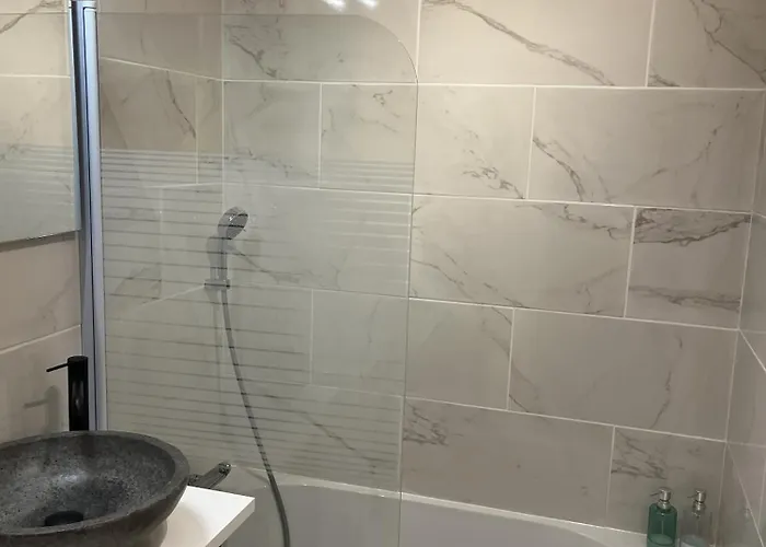 Διαμέρισμα Super Cosy, Parking Prive